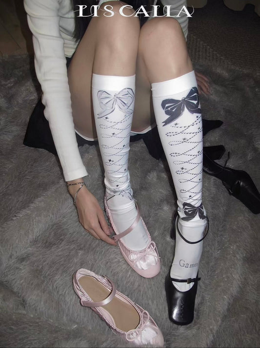LISCALLA / "MIND GAME" Bow Girl 2-Way Calf Socks