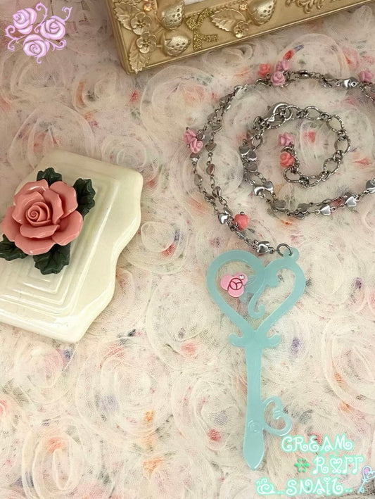 卷蜗Cream roll snail / Rose Vine Key Acetate Necklace⁡